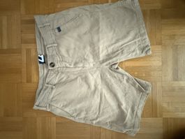 short beige taille m