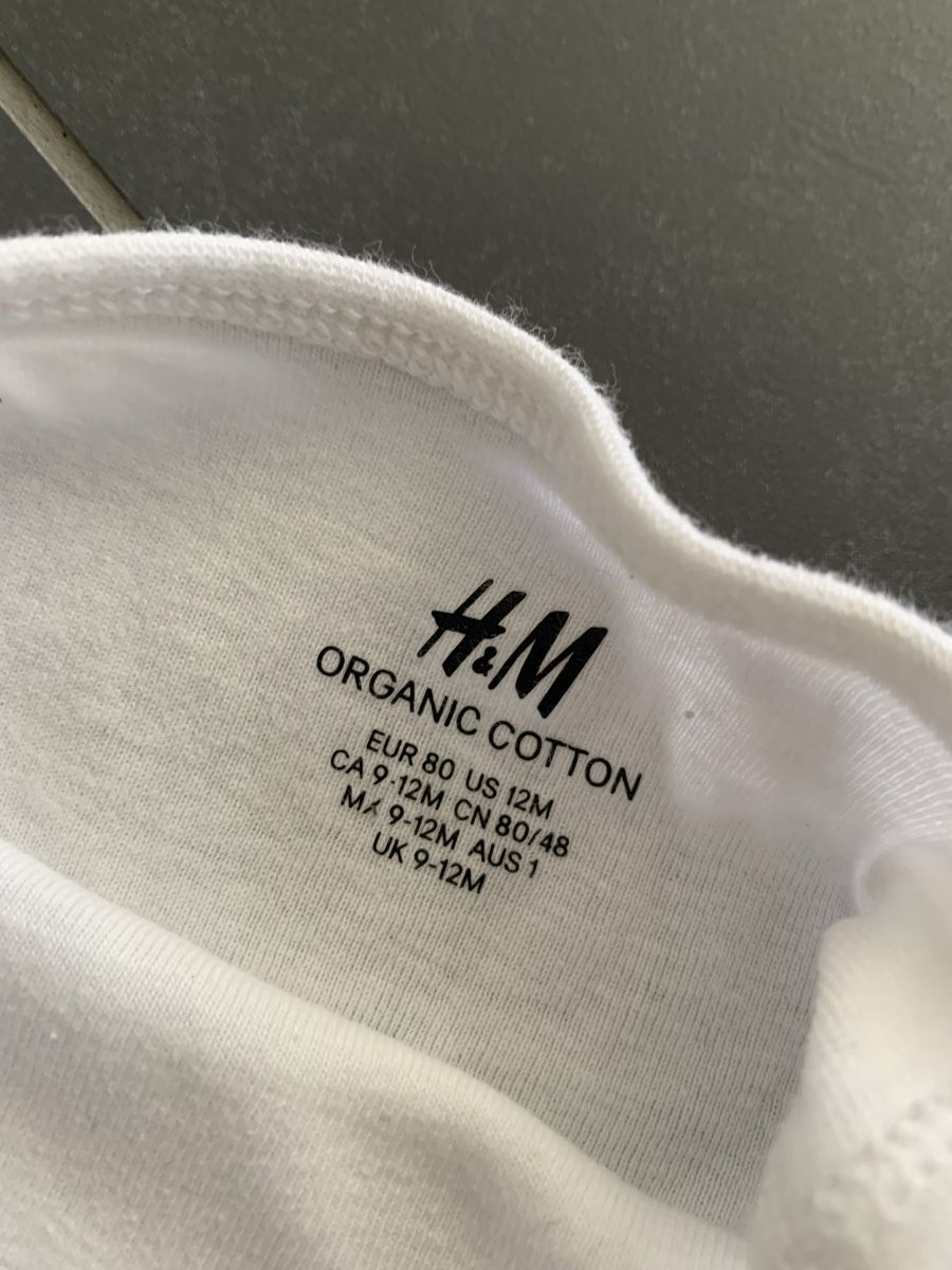 Lotti & Set di vestiti: H&M Bodys Grösse 80 5er Pack – Usato da Unterägeri venduto da Globi8634 4