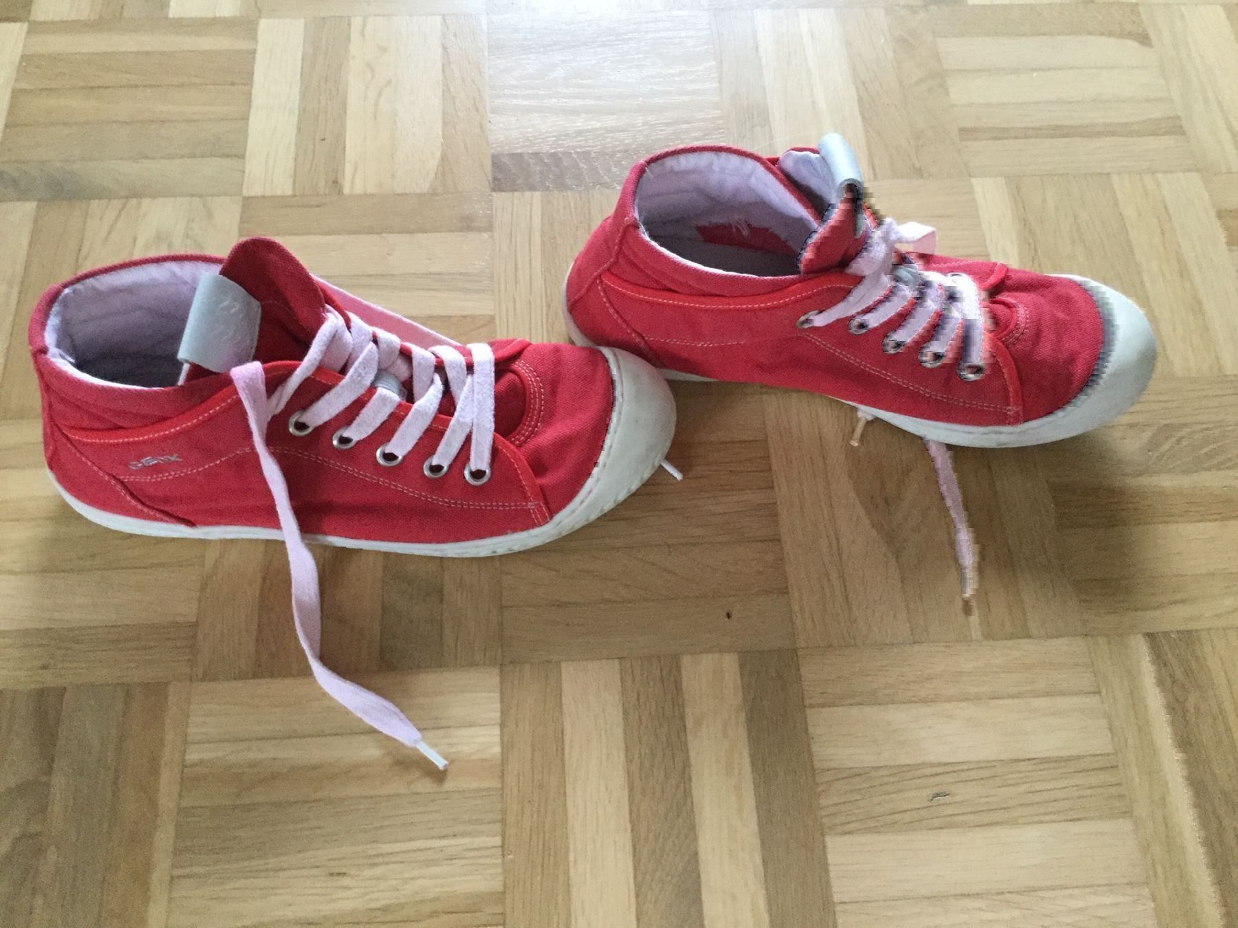 Geox Scarpe per ragazze: Lässige Schuhe rot – Usato da Horw venduto da Benny017 1