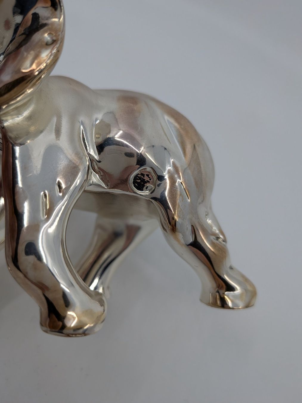 Statuette: Silberfarbener Elefant – Usato da Emmen venduto da magelan 4