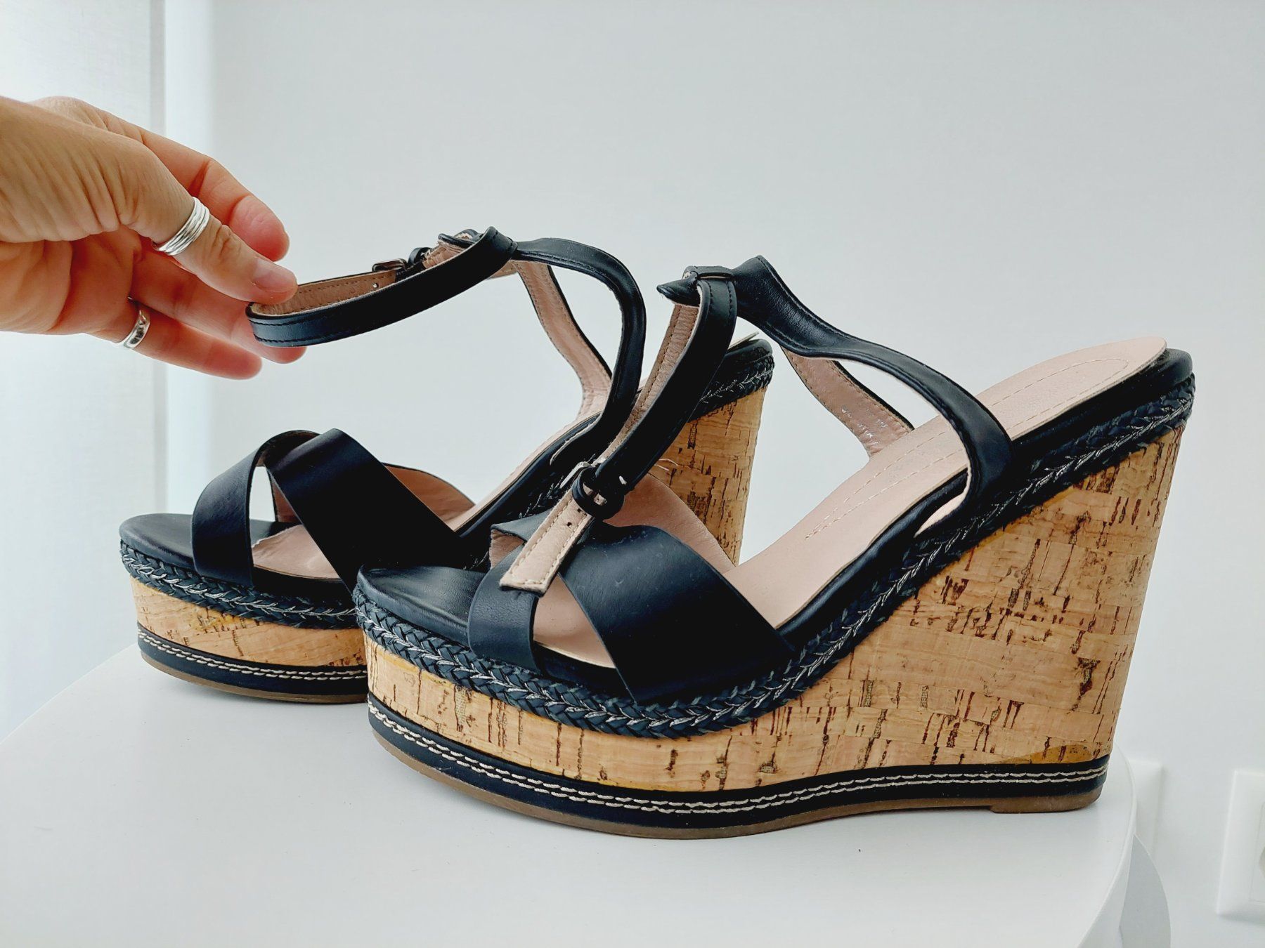 Scarpe da donna: Keilsandalen - Sandali eleganti con zeppa – Usato da Bellinzona venduto da Lorenna 1