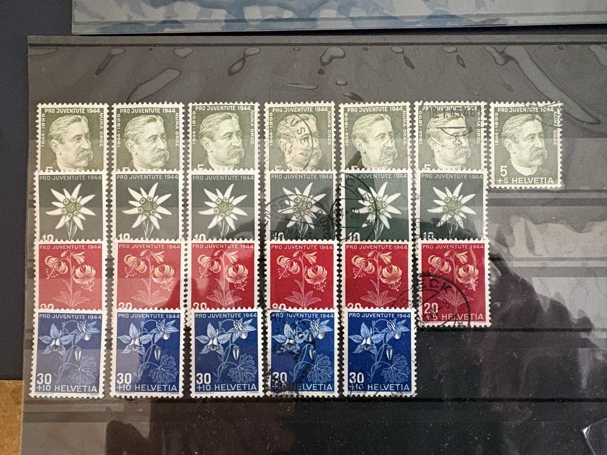 Tutti i francobolli: Pro Juventute 1938-1946 postfrisch/gestempelt – Usato da Steckborn venduto da heg_sd2b 7