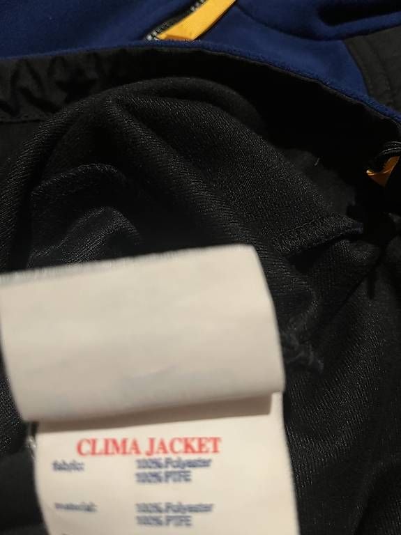 Giacche: Vintage Berghaus Gore Windstopper – Usato da Zürich venduto da SUPERNERD 3