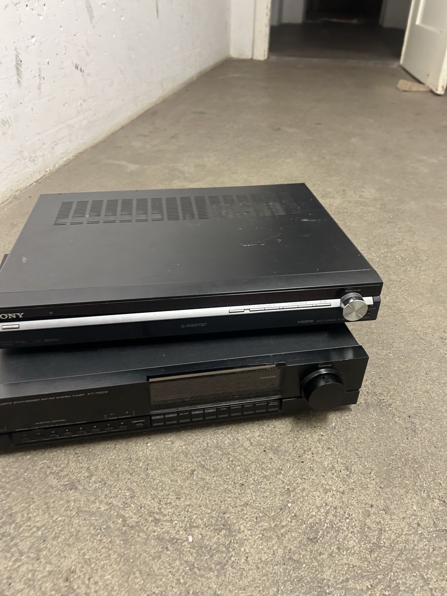 Funktechnik: Sony  – Gebraucht aus Basel von Krisztina.na 1
