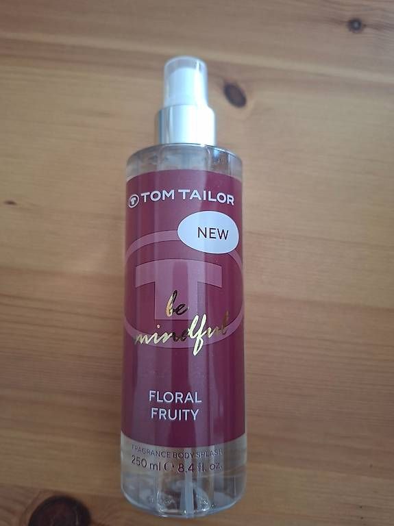 Profumi & Eau de Toilette: Profumo per corpo Tom Tailor 250 ml – Usato da Lamone venduto da pau_7nk2