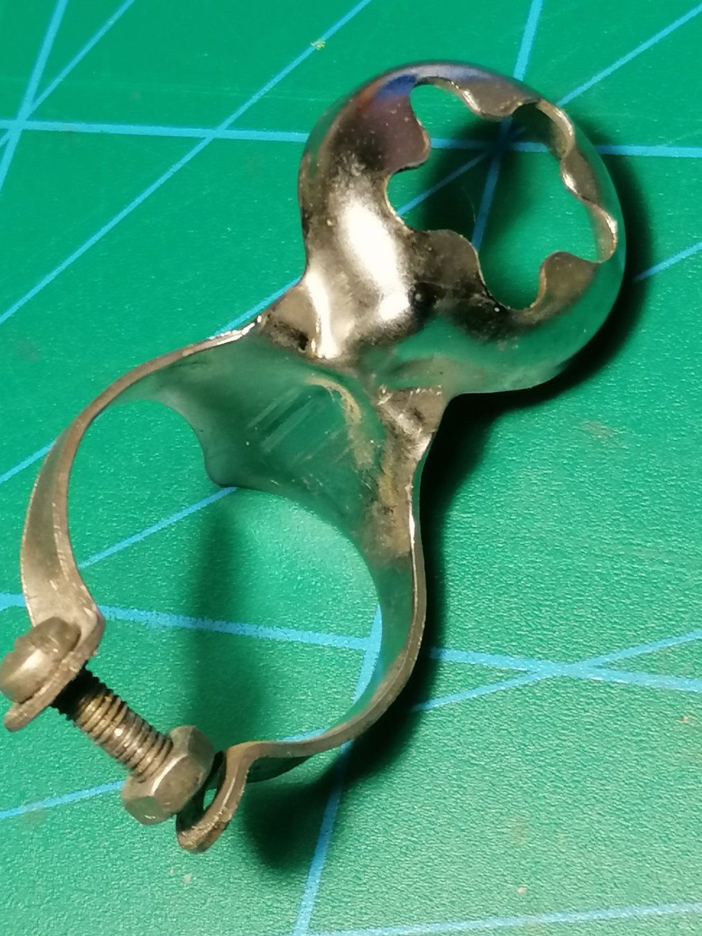 Pezzi di ricambio: AFA velopumpe Halter collier – Usato da Lausanne venduto da Frankenstein 1