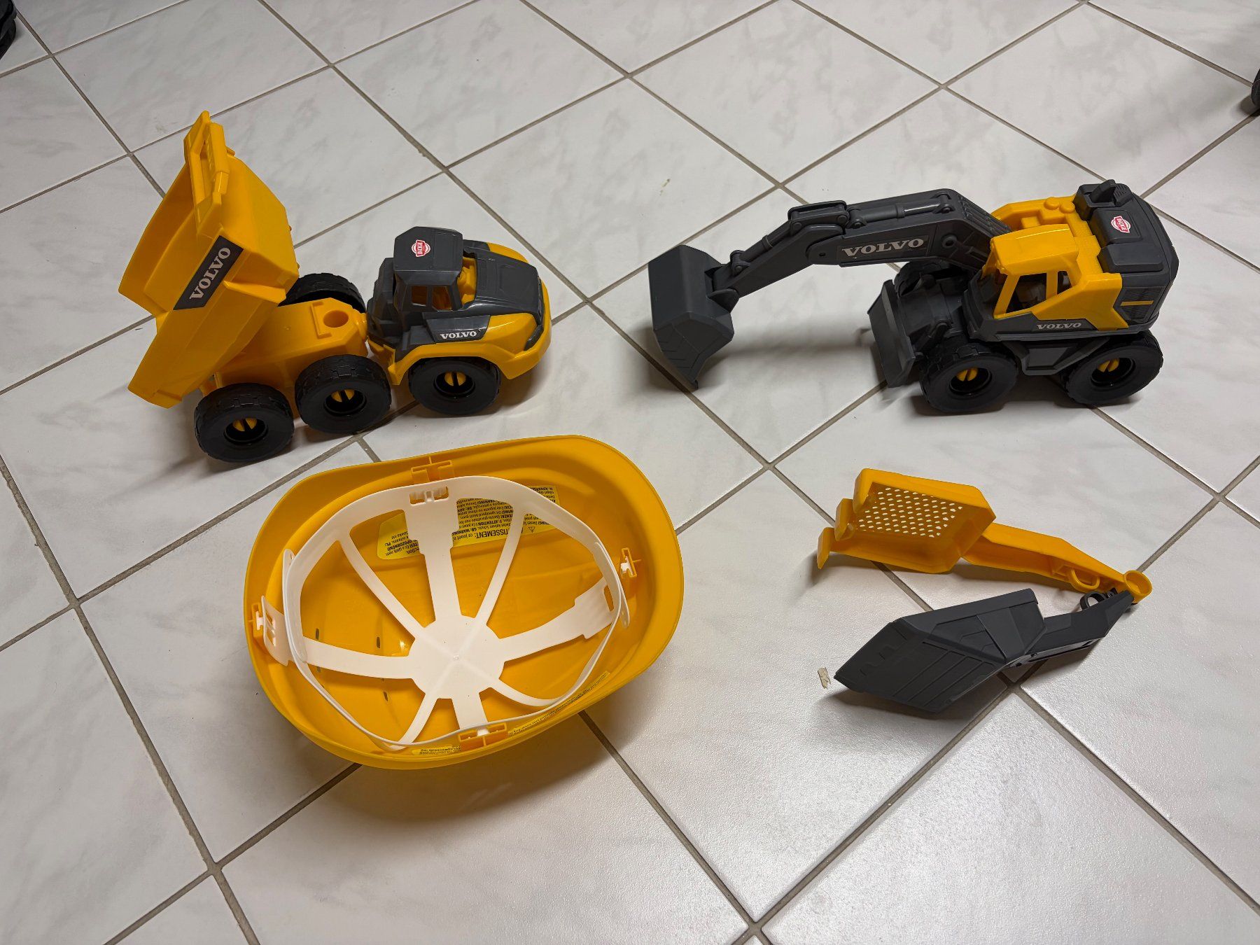 Volvo Escavatori: Volvo Baustellen-Set – Usato da Dietikon venduto da ist_ls69 1
