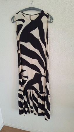 Someday Kleid, Gr. 36, Schwarz-Creme, Sommerkleid Top