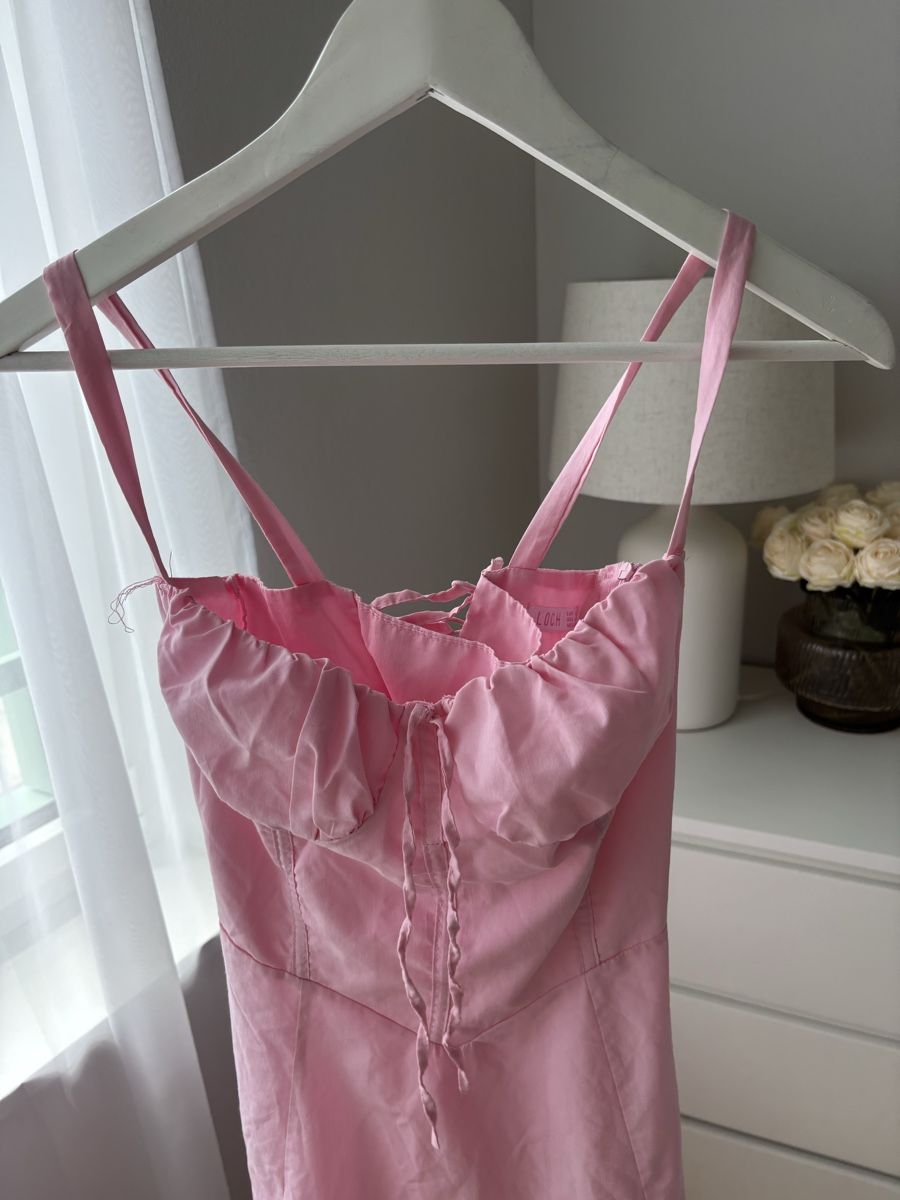 Vestiti: Pink Midi Dress in Pink – Usato da Horgen venduto da lme_8kj7 3