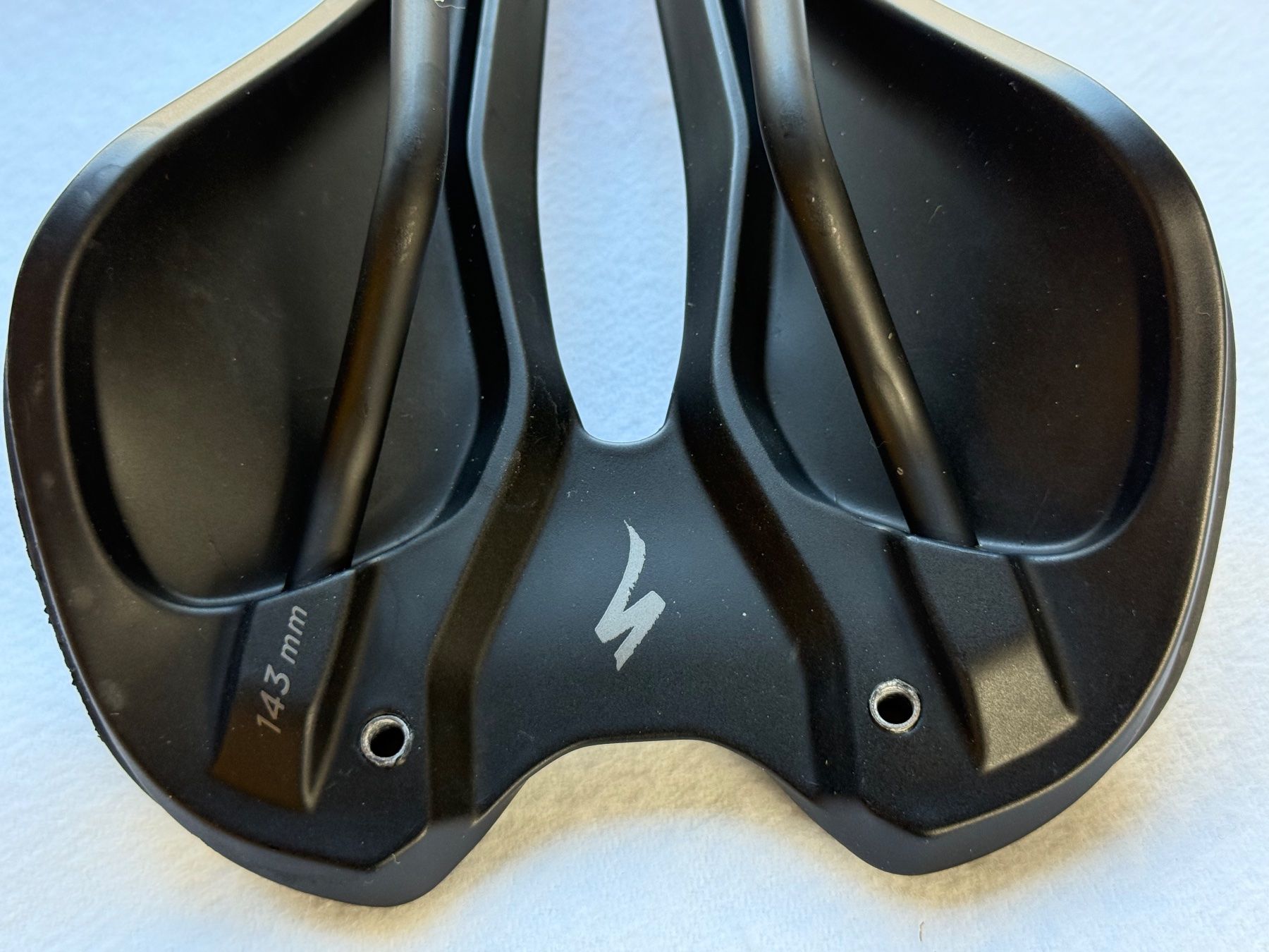 Specialized Ersatzteile: Specialized Rennrad Sattel 143mm – Gebraucht aus Horgen von Xhystos 3