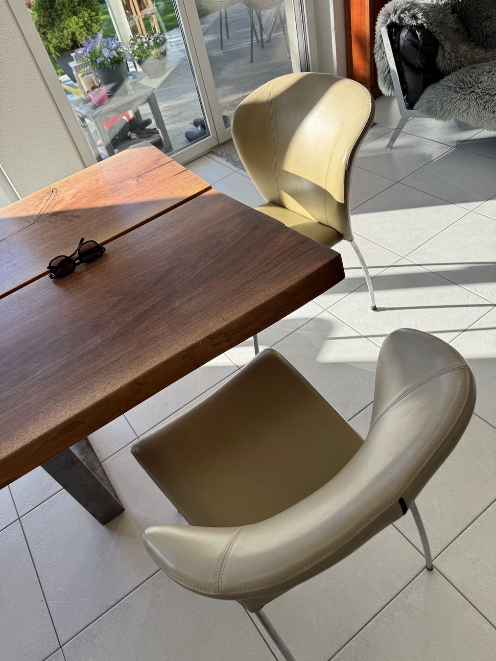 Stühle: 2 Montis Leder Stühle Farbe Beige – Gebraucht aus Kefikon ZH von Gary97 7