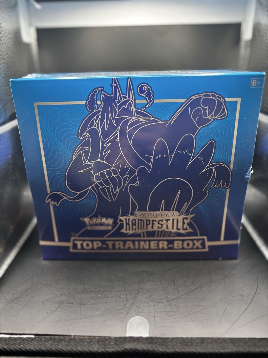 Pokémon Sammelbilder & Trading cards: Kampfstile Top-Trainer-Box Pokémon DE – Neu und originalverpackt aus Magden von ani_xw9t