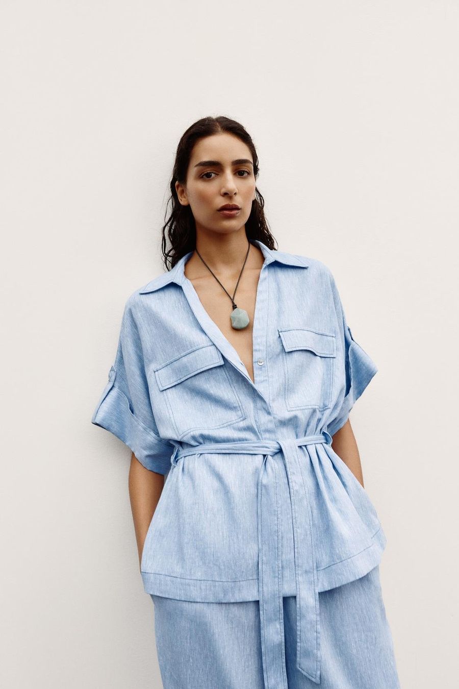Zara Camicette: ZARA Safari Leinenbluse Hemd Hemdbluse hellblau 40  NEU – Nuovo e nell'imballaggio originale da Rotkreuz venduto da beltraum 4