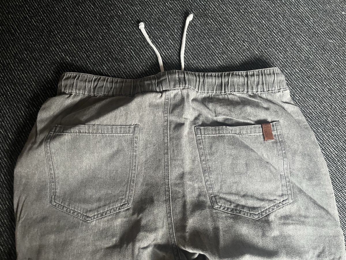 Roxy Pantaloni: Roxy Hose, Grösse M – Usato da Innertkirchen venduto da salmalo 3