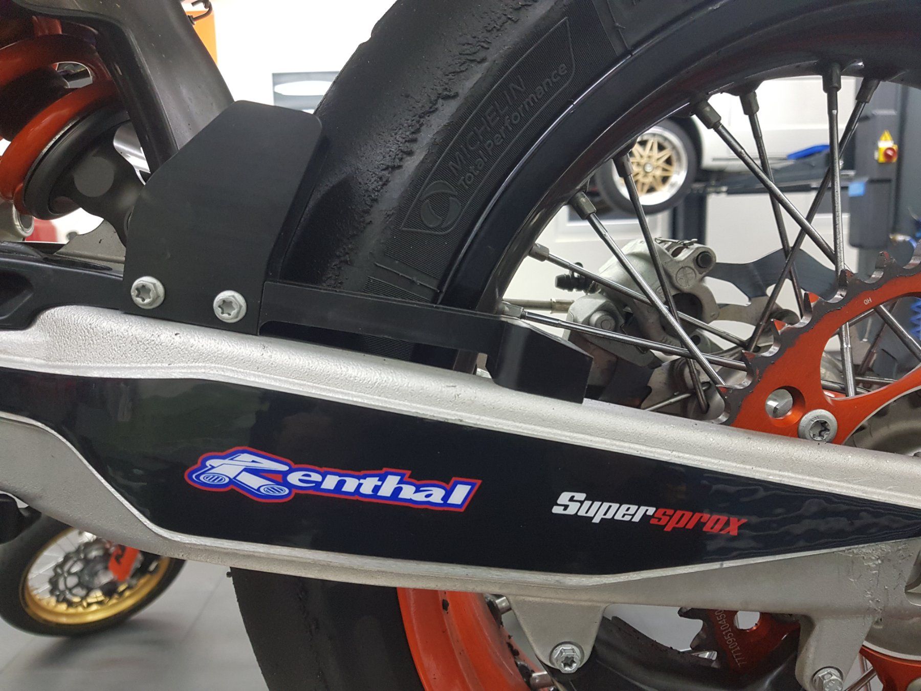 Tutti i ricambio per moto: Kettengleiter – Usato da Reinach AG venduto da CaddyFactory 2