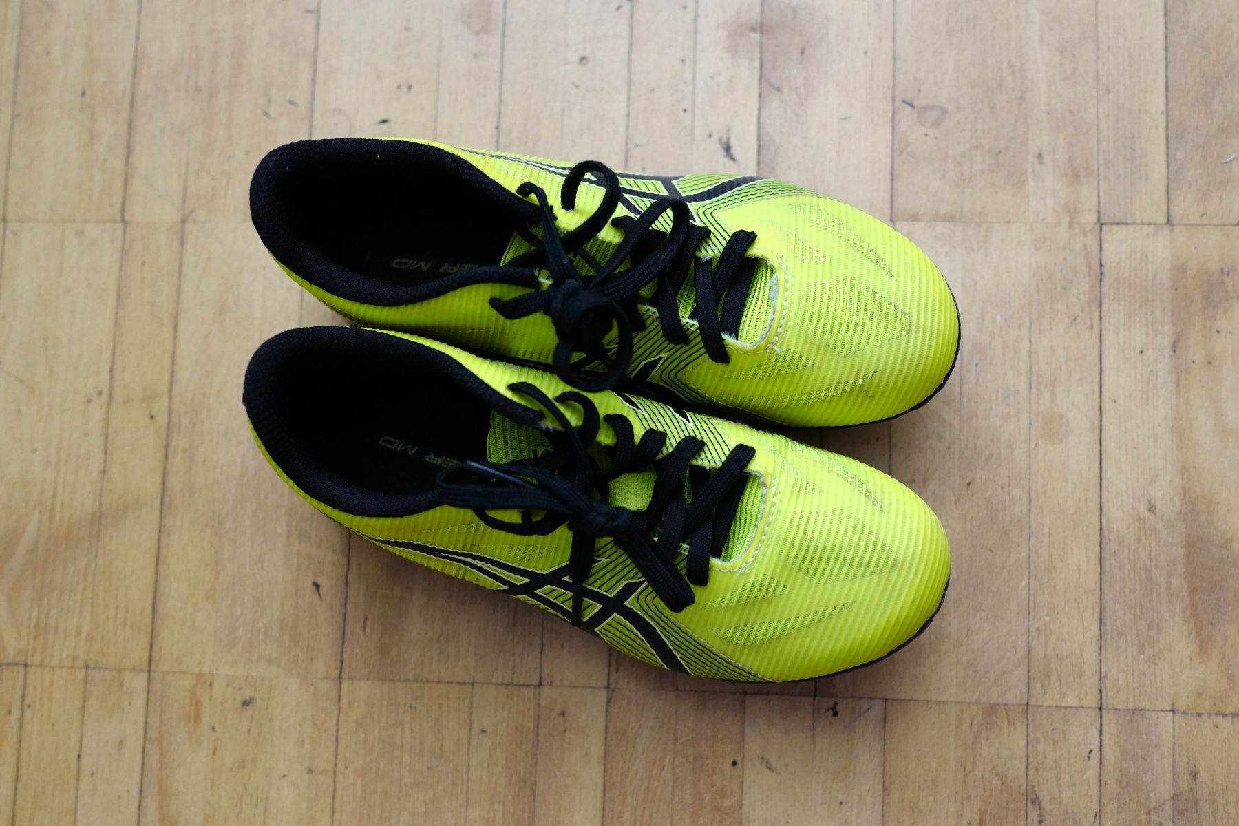 Asics Chaussures garçon: LA Laufschuhe Kinder – D'occasion à Biel/Bienne par mcmilan1 2