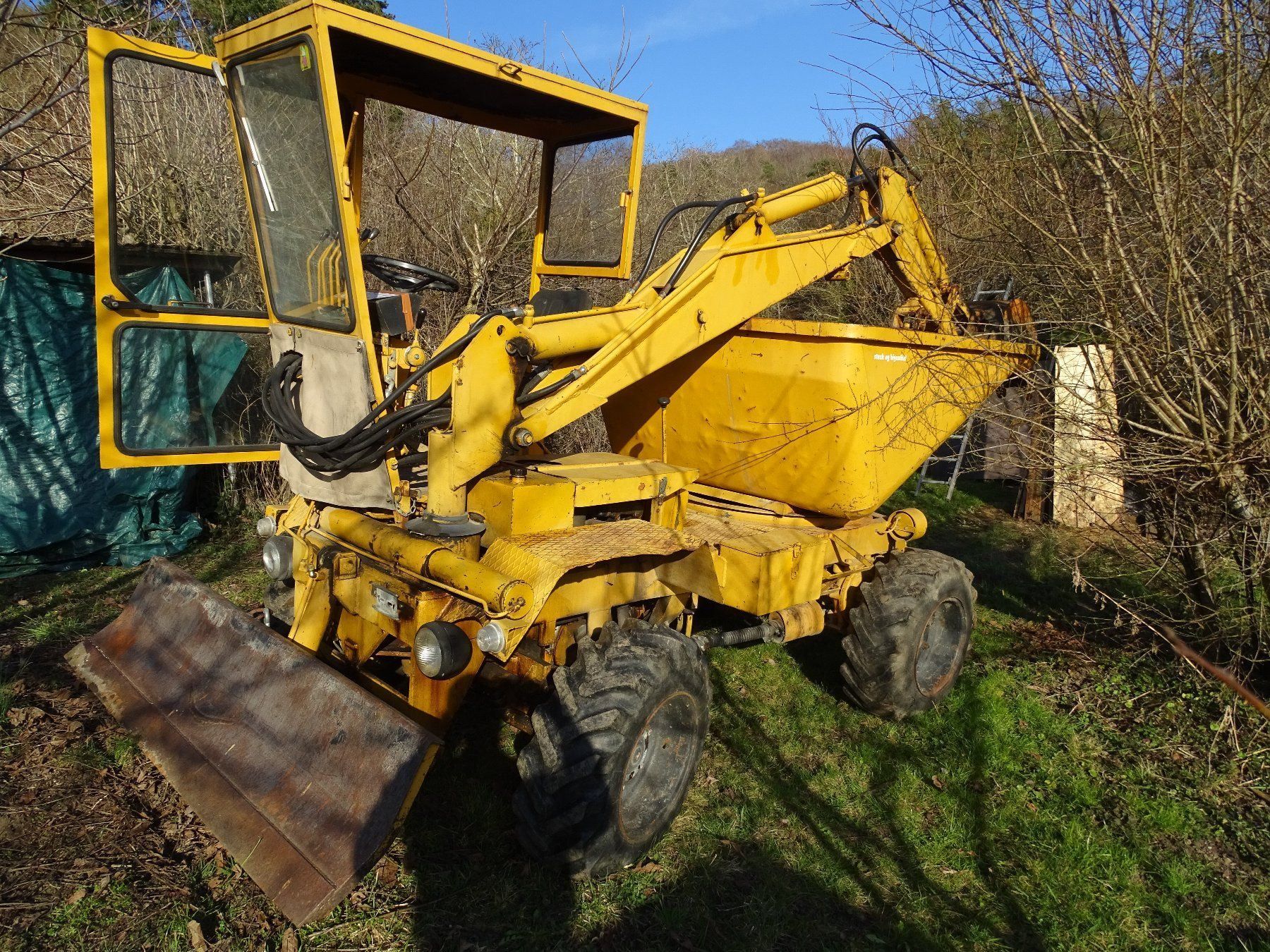 Escavatori cingolati e macchine LONGHINI Dumper-longhini-diesel-bagger-kippmulde