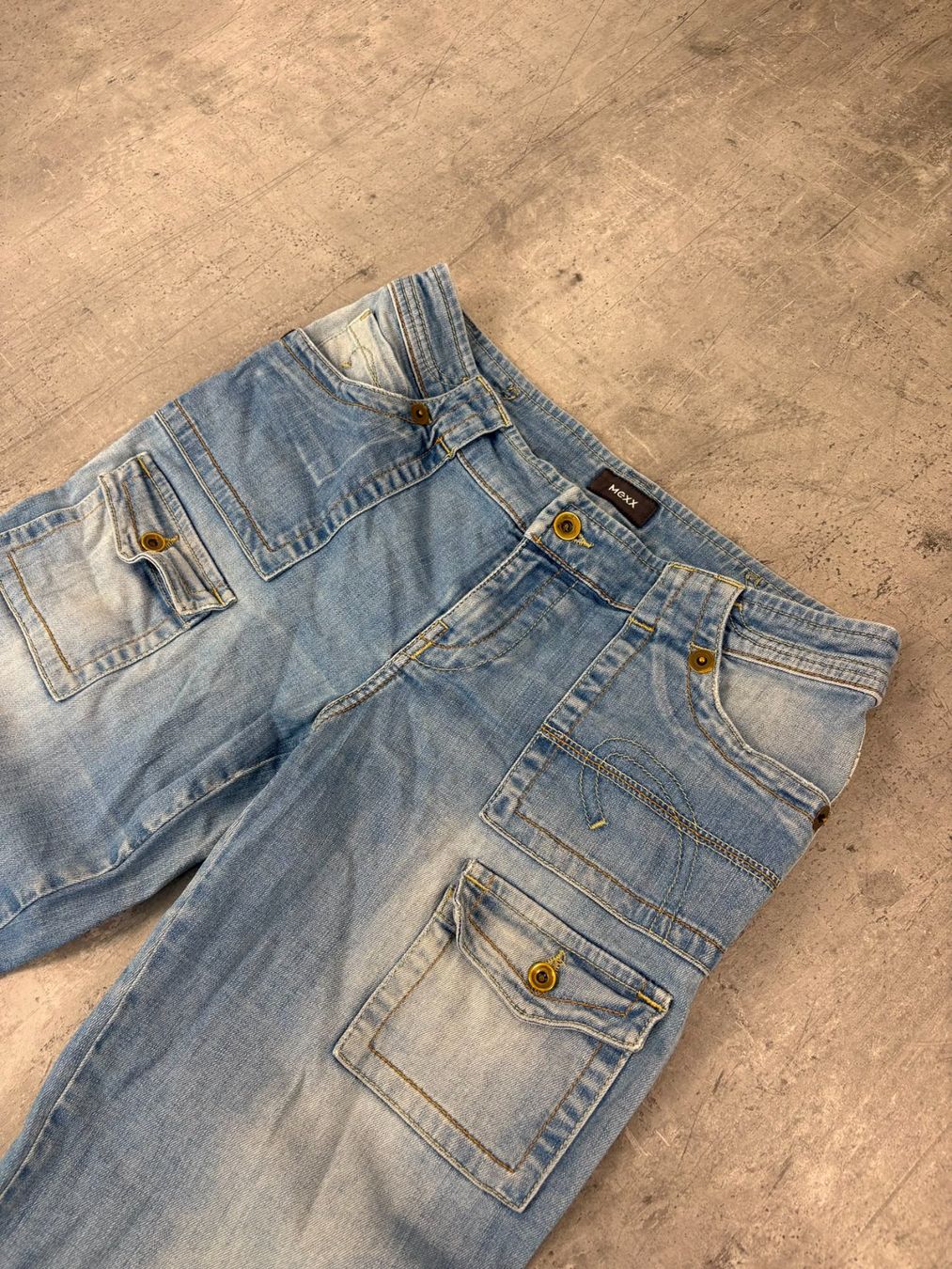 Jeans: Vintage Y2K Bootcut Flared Jeans (M) – Neu (gemäss Beschreibung) aus Werdenberg von hase.vintage 2