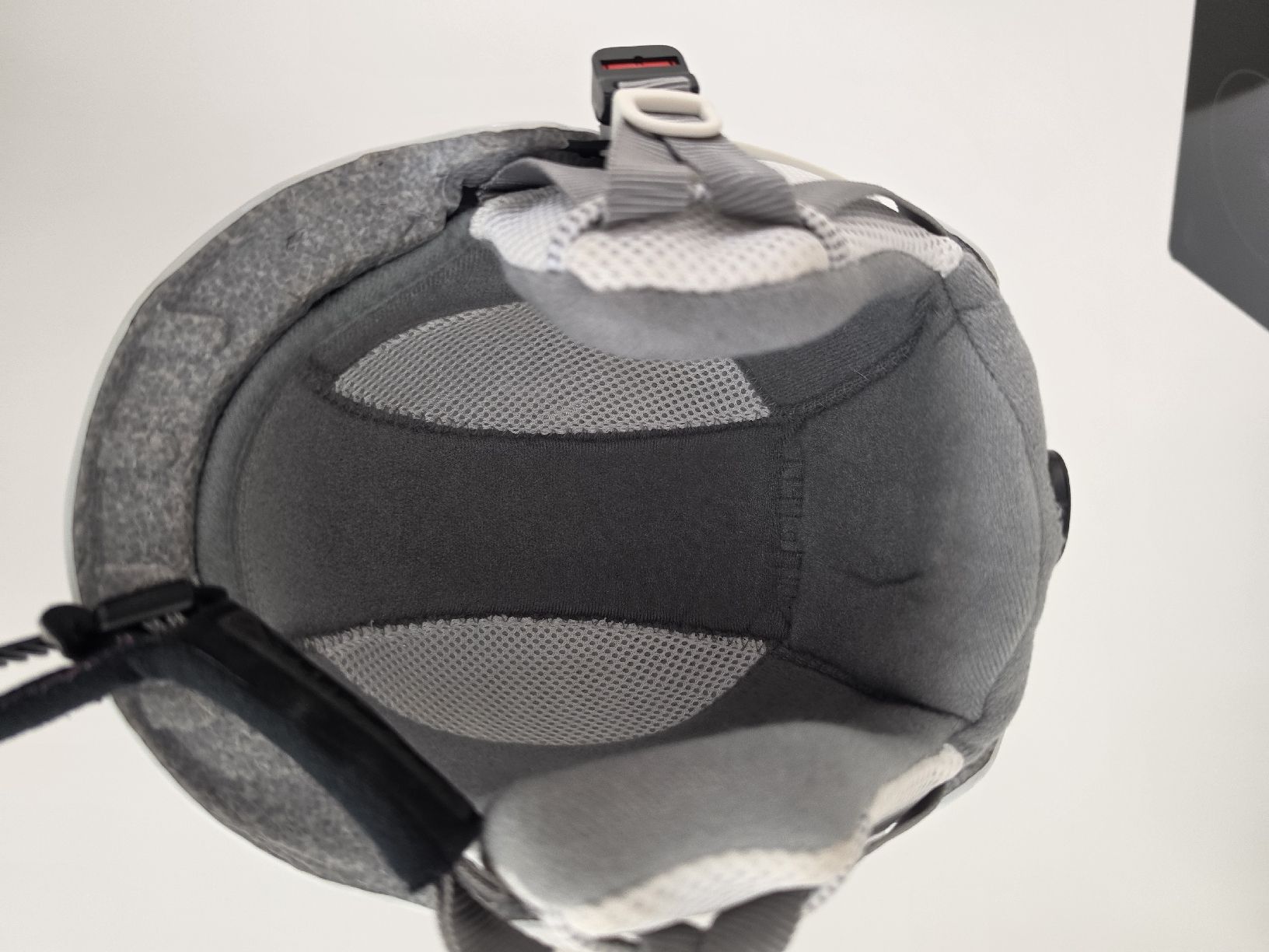 Alpina Caschi: Skihelm Alpina 51-55 – Usato da Wattwil venduto da gar_tpp6 5