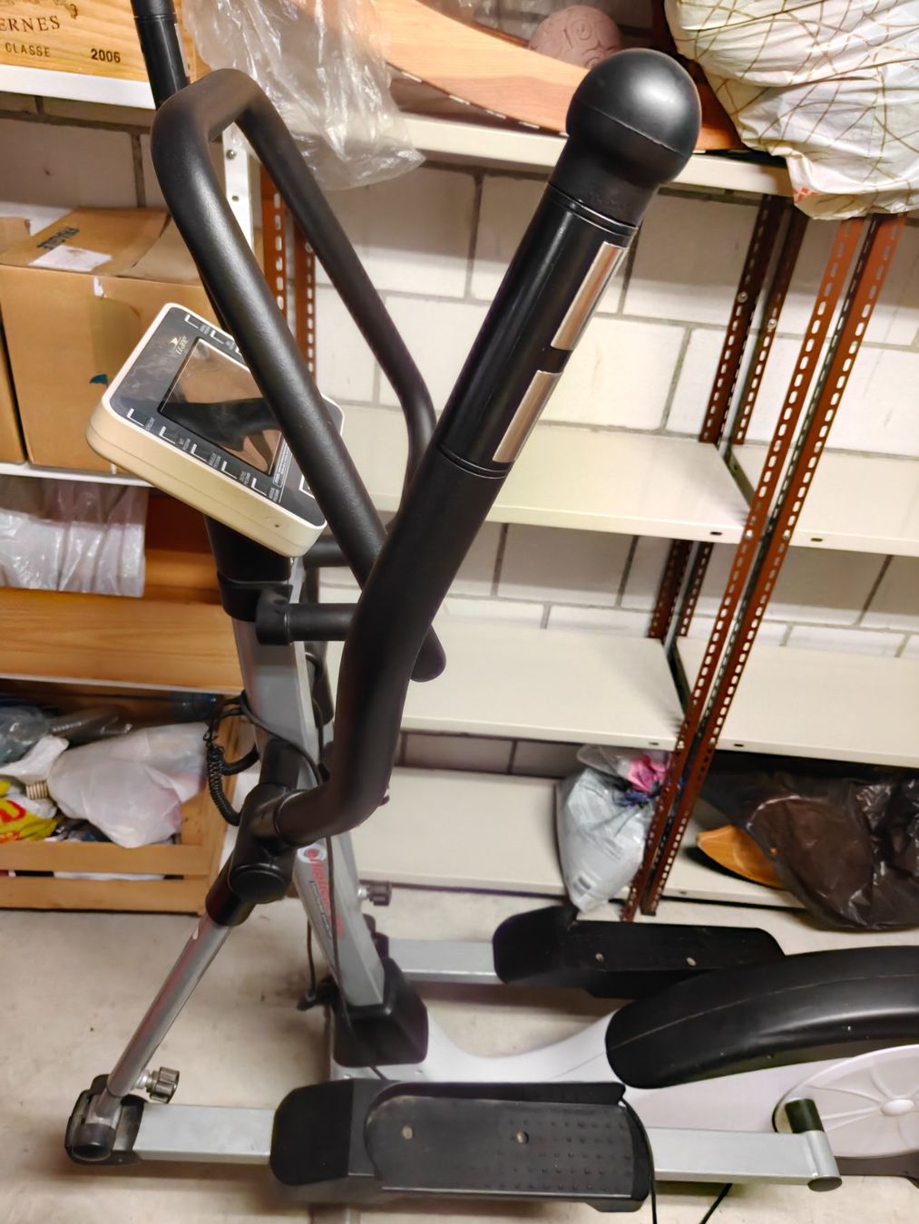 Hometrainer: Crosstrainer Crane mit Display gut erhalten – Gebraucht aus Dintikon von ile_nf28 1