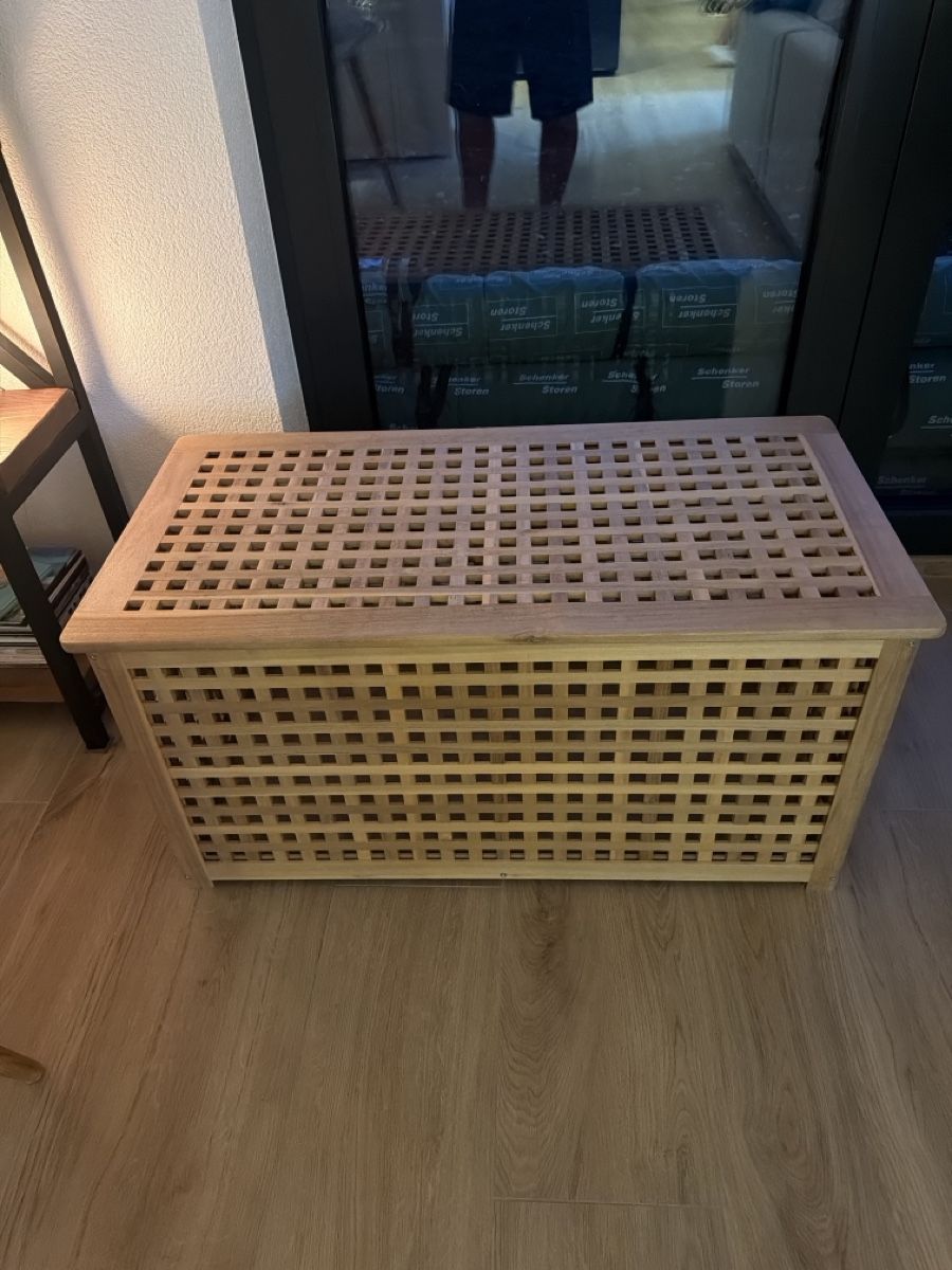 Commodes: IKEA HOL  – D'occasion à Arisdorf par zyrkn