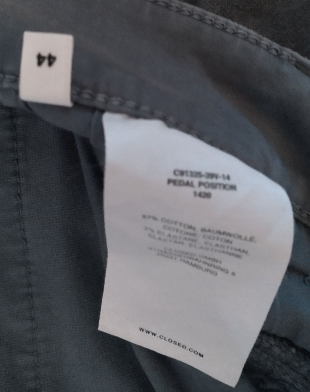 Closed Hosen: Closed Hose Samt Grösse 44 – Gebraucht aus Laufen von luzie07 2