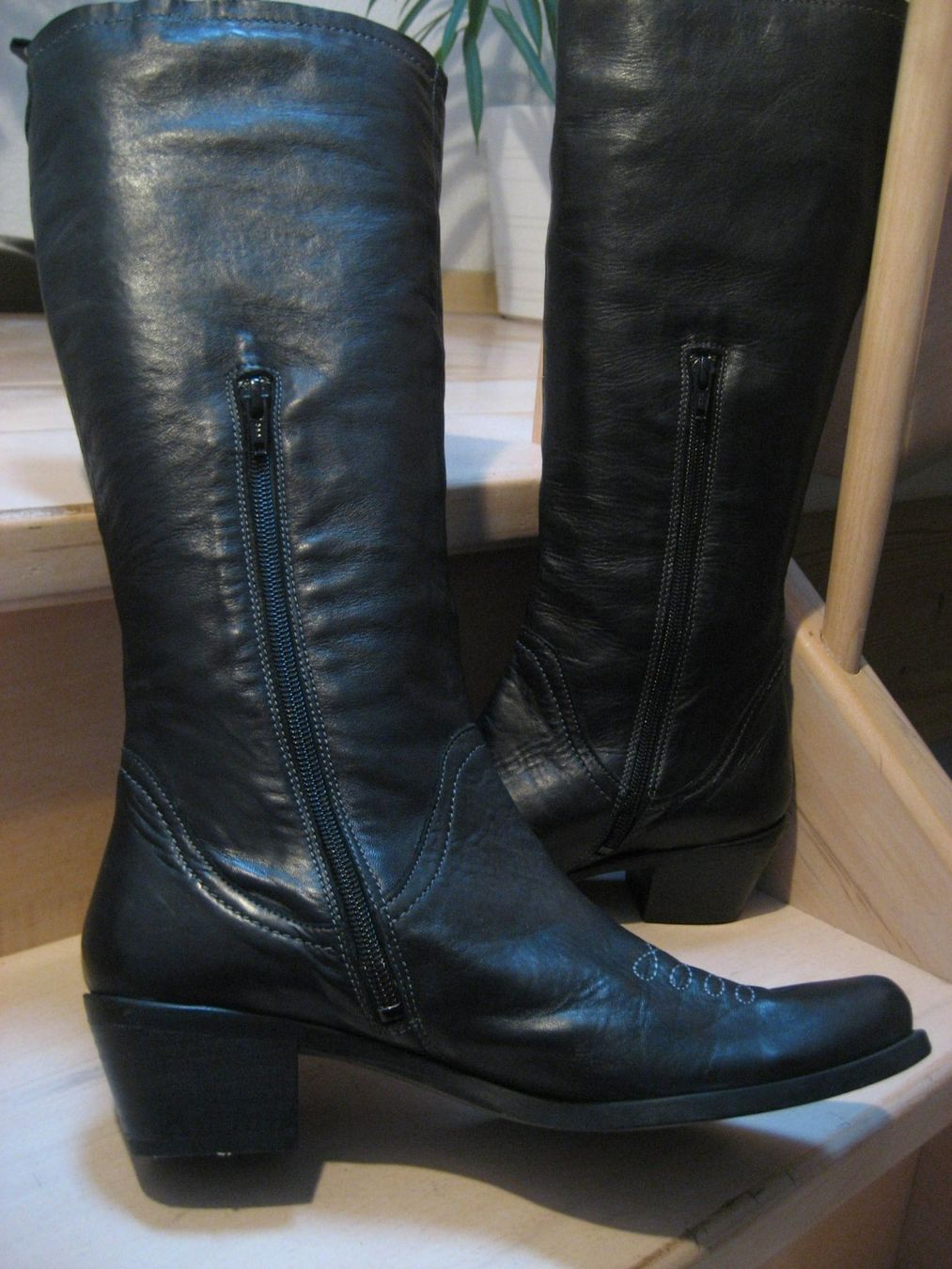 Scarpe da donna: Bottes cuir Mosquitos grandeur 41 – Nuovo e nell'imballaggio originale da Delémont venduto da marryb 2