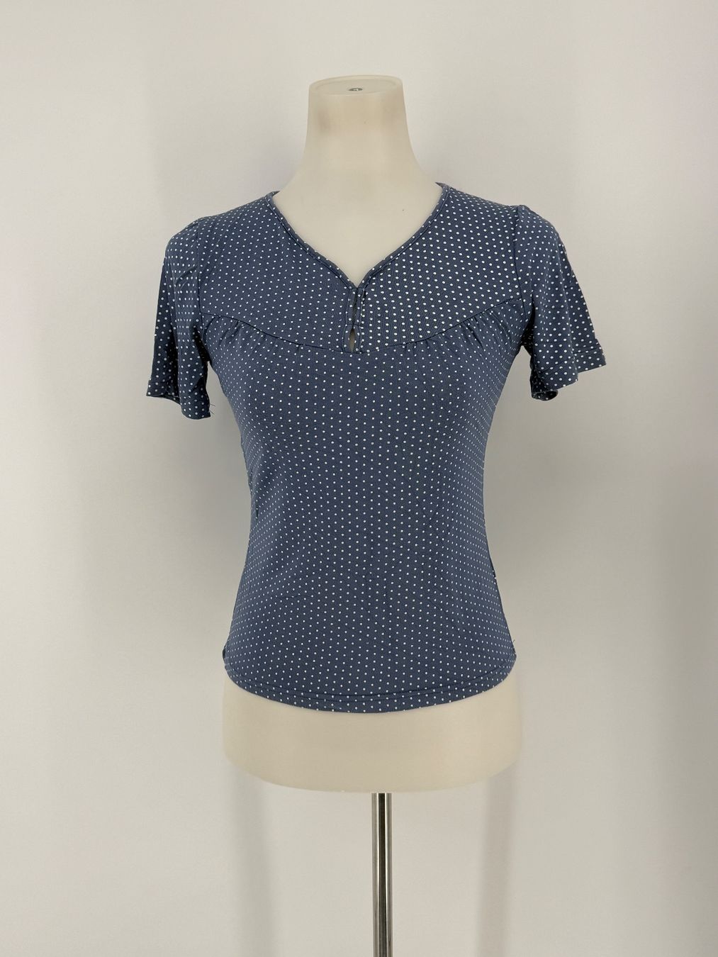 T-shirt: Shirt Gr. S/M von Lily – Usato da Auenstein venduto da moin.
