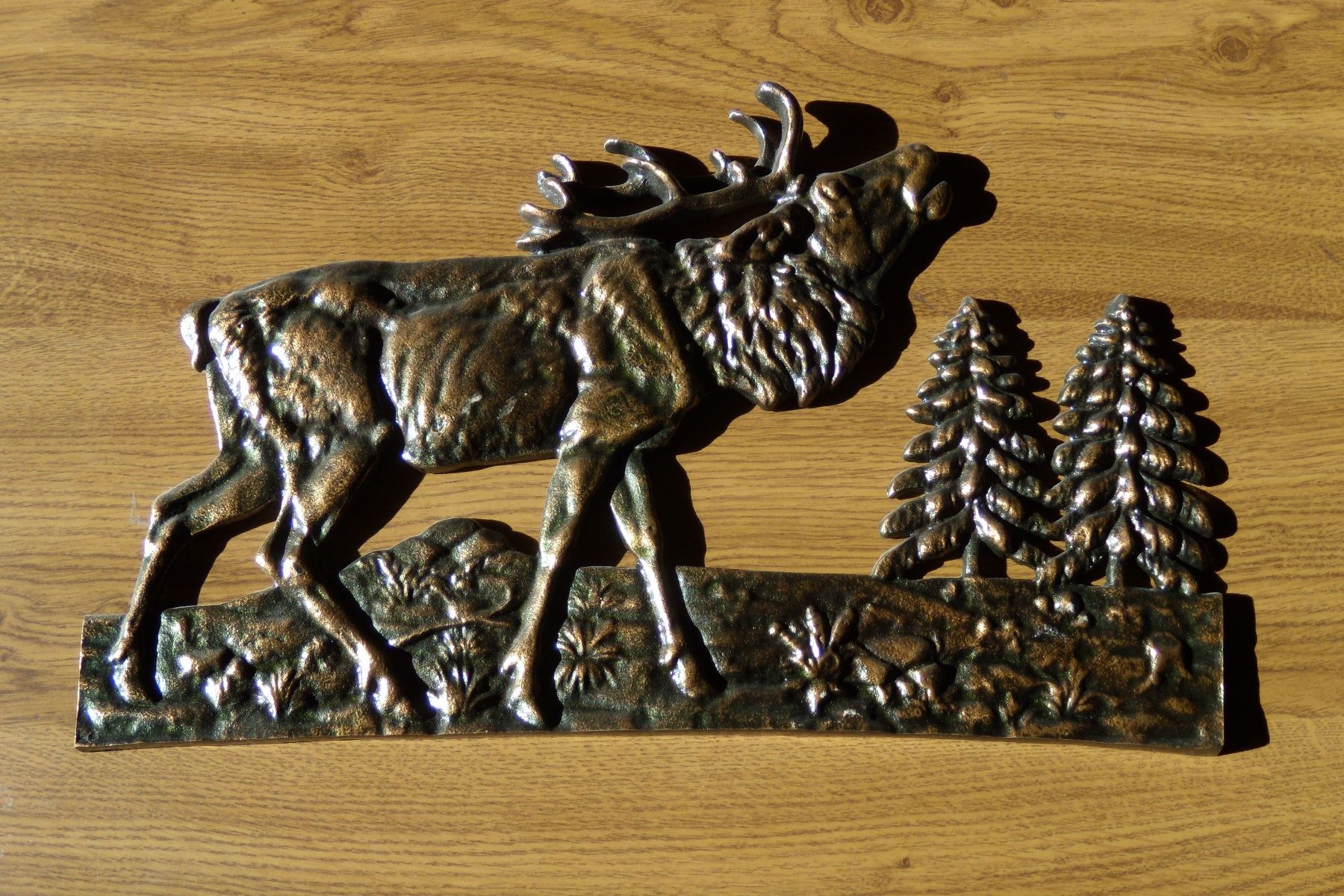 Sculture & Statue: Röhrender Hirsch Relief Guss Breite 43cm Höhe 25cm – Usato da Lützelflüh-Goldb venduto da bea_62gv