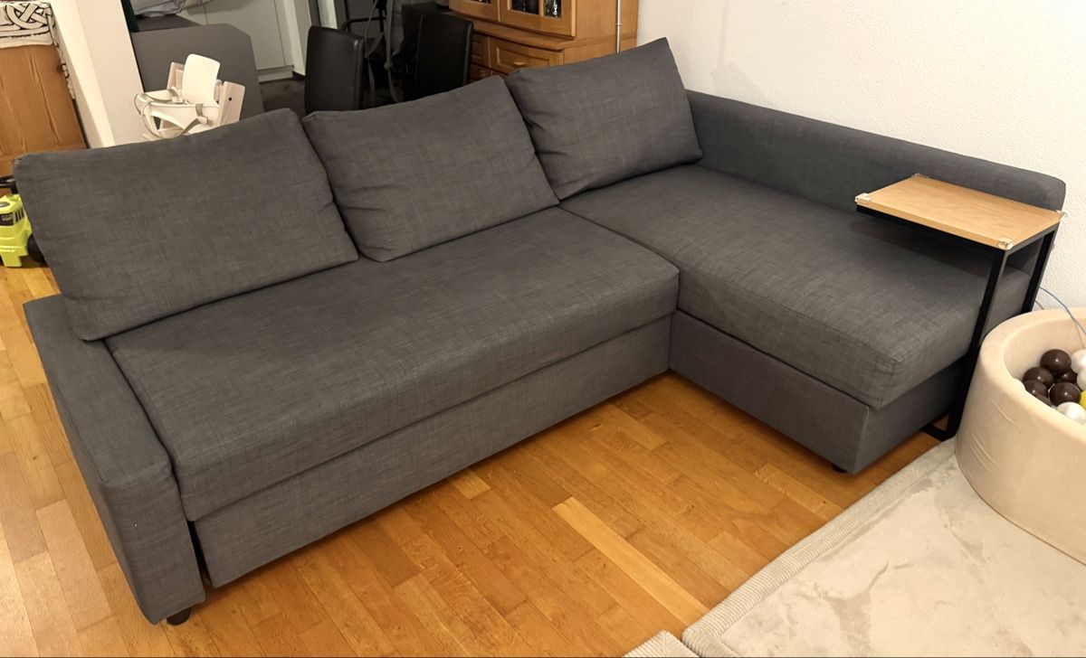 Sofas: Sofa/Bettsofa grau Friheten – D'occasion à Birrwil par nat_52jl
