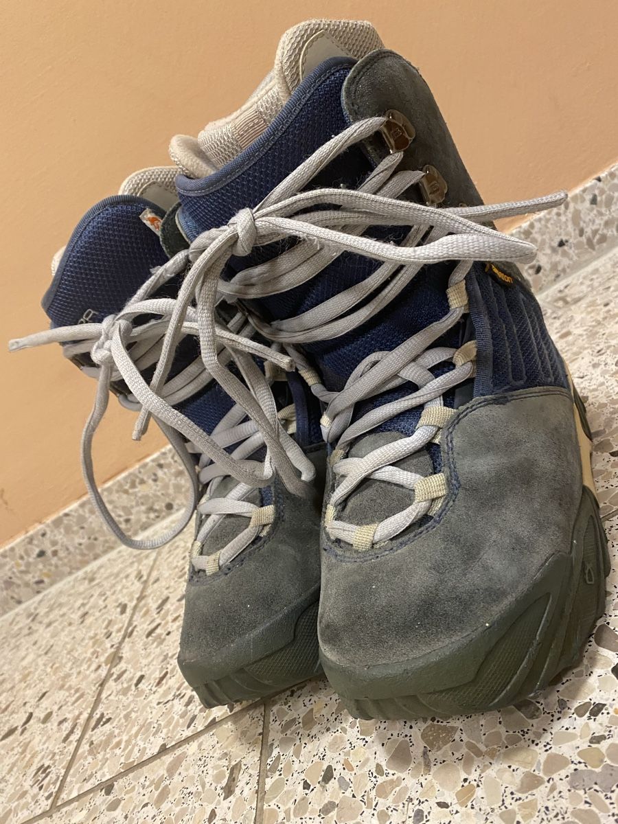 Burton Damenschuhe: Snowboardschuhe Burton, Damen Grösse 38 – Gebraucht aus Zürich von linlin02