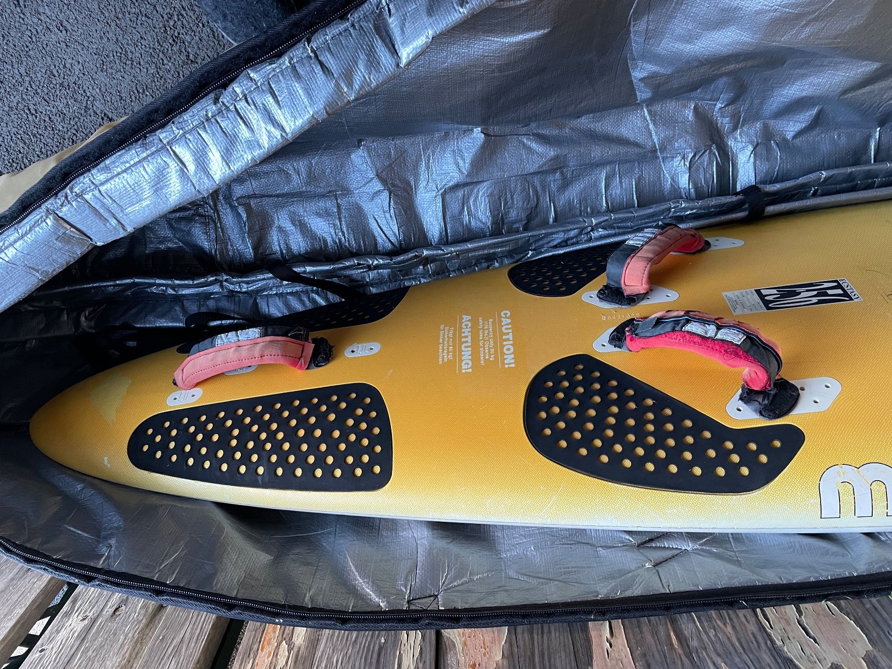 Mistral Tavole da surf e di nuoto: Surfbrett Mistral Ecstasy 2.56 mit Bag, 87 Liter – Usato da Saland venduto da ricci018 2