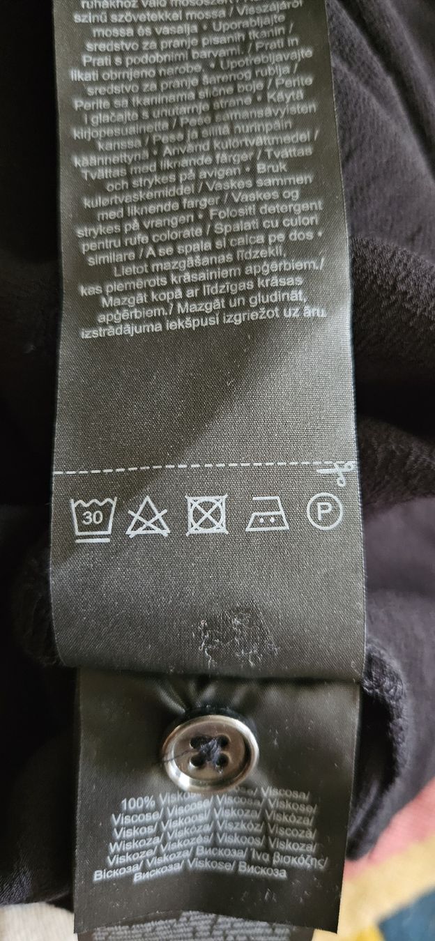 Comma Vestiti: schwarzes Sommerkleid mit Bändel – Usato da Hüttlingen venduto da Thurgi85 4