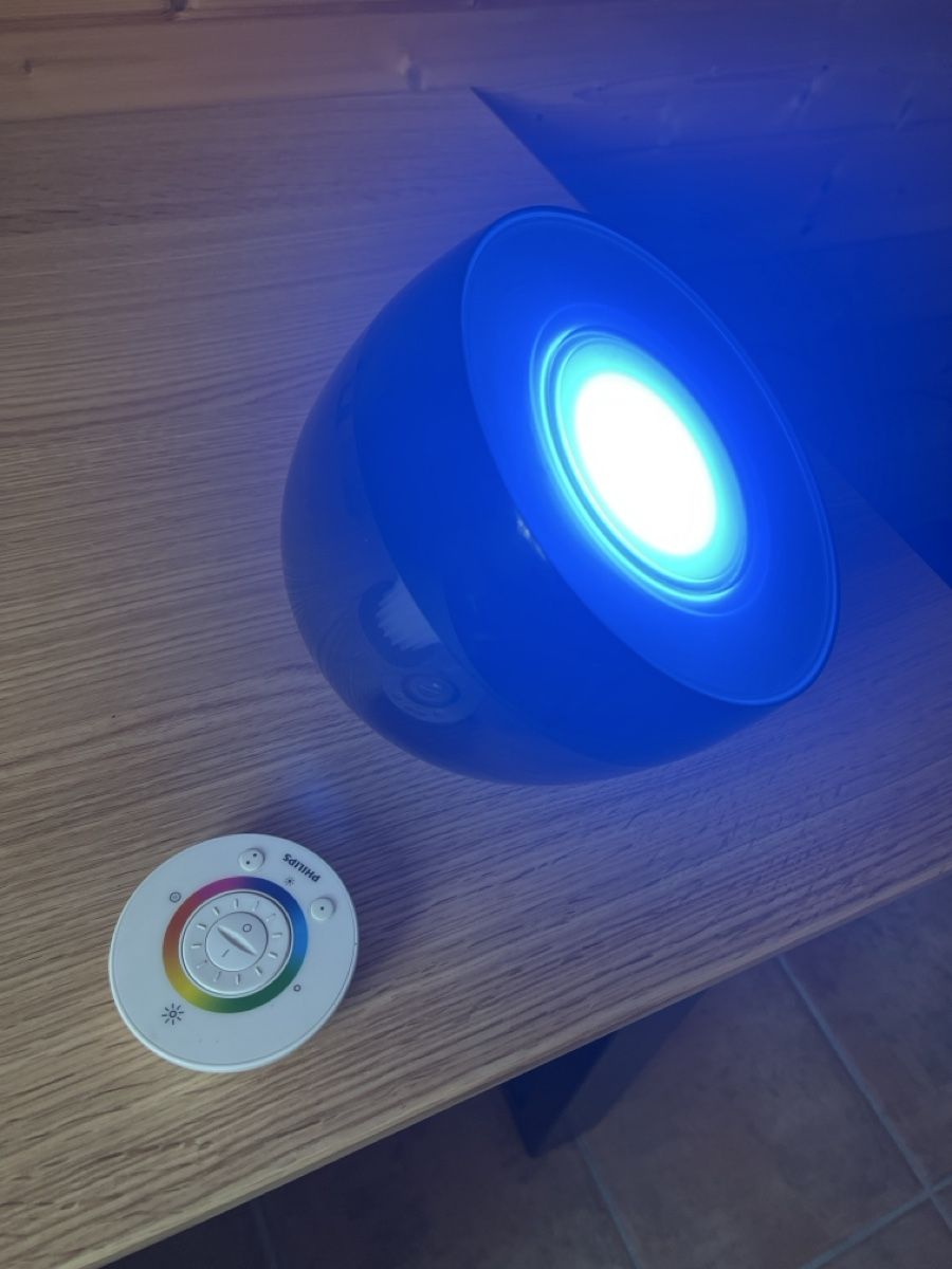 Philips Lampes: Philips HUE mit Vernbedienung – D'occasion à Rueun par cnu_8fur 1