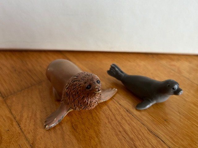 Schleich Spielzeuge: Spielfigur "Seehunde" von Schleich – Neu (gemäss Beschreibung) aus Hirzel von chn_vq9y