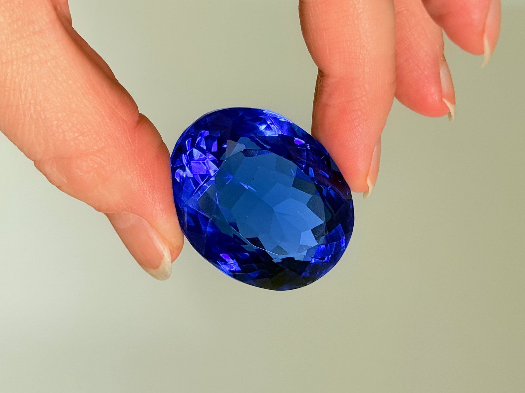 Pietre preziose: 122.85 Ct Oval Cut Loose Gemstone – Nuovo e nell'imballaggio originale da Genève venduto da AWWA 4