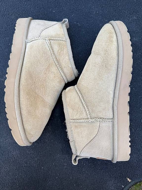 Ugg Scarpe da uomo: UGG Classic Ultra Mini Gr. 41 – Usato da Zürich venduto da bil_s7tp 2