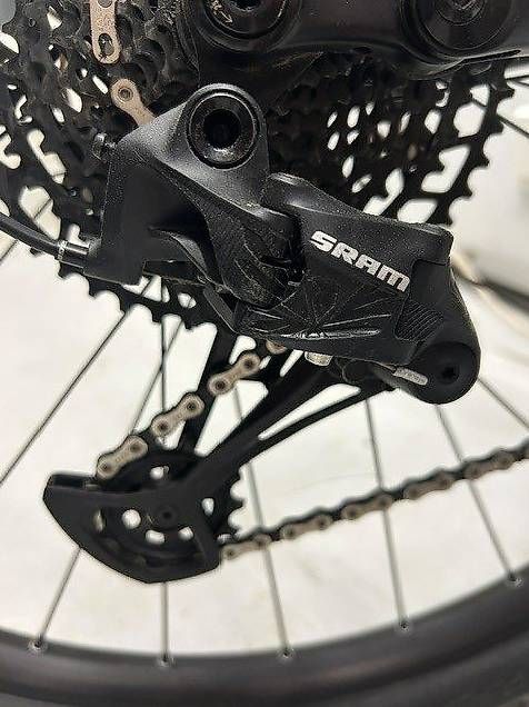 Vélos: Mountainbike SPECIALIZED Stumpjumper – D'occasion à Uster par Croissant 3