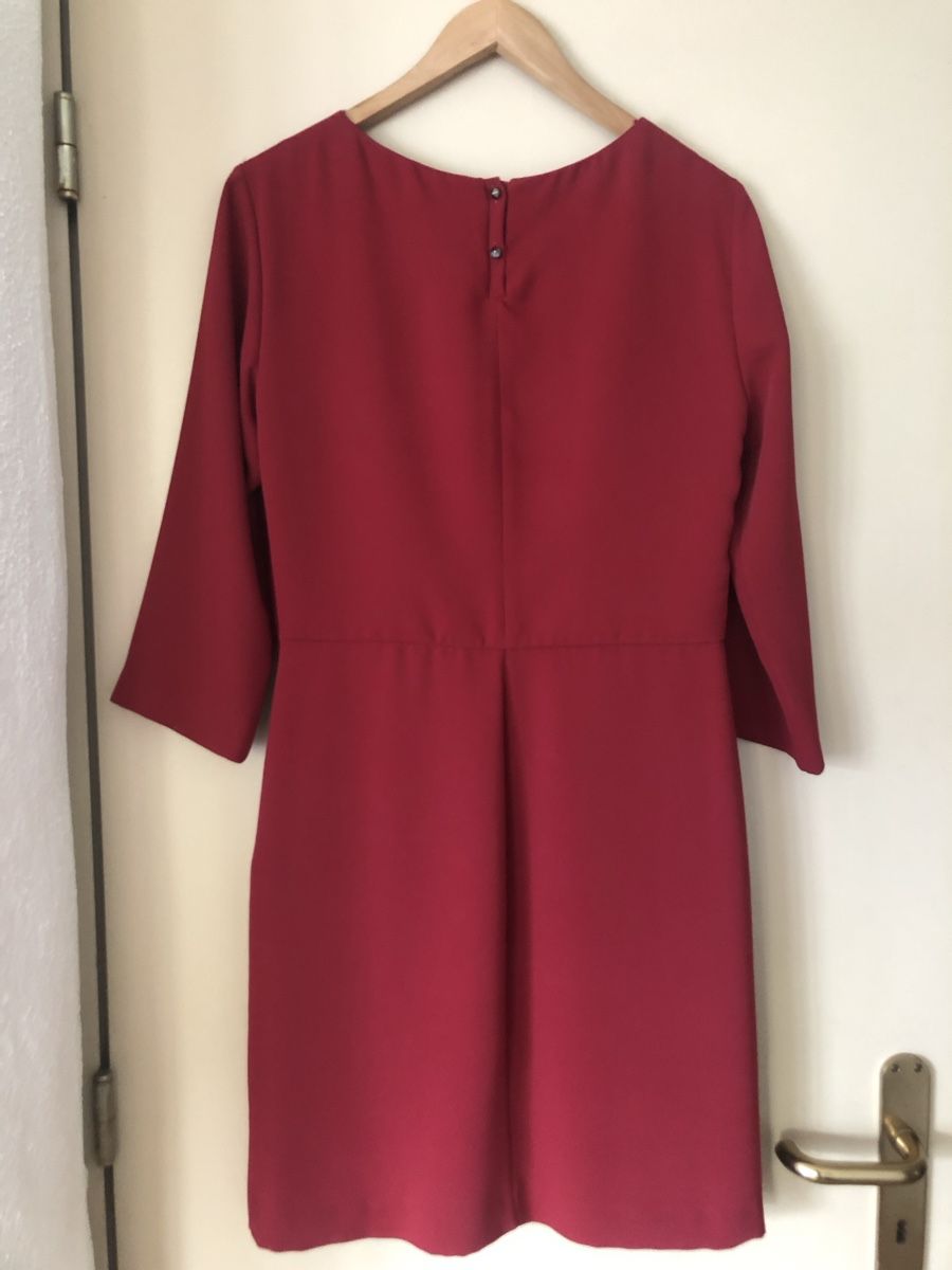 Massimo Dutti Kleider: Massimo Dutti ladies dress size 40 – Gebraucht aus Freienwil von Nompumelelo 1