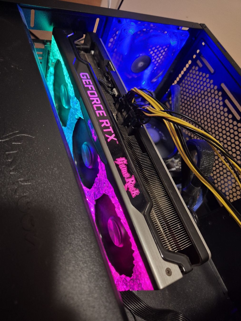 Schede grafiche: Palit GeForce RTX 3070 GameRock OC – Usato da Aarburg venduto da erm_mjf6 1
