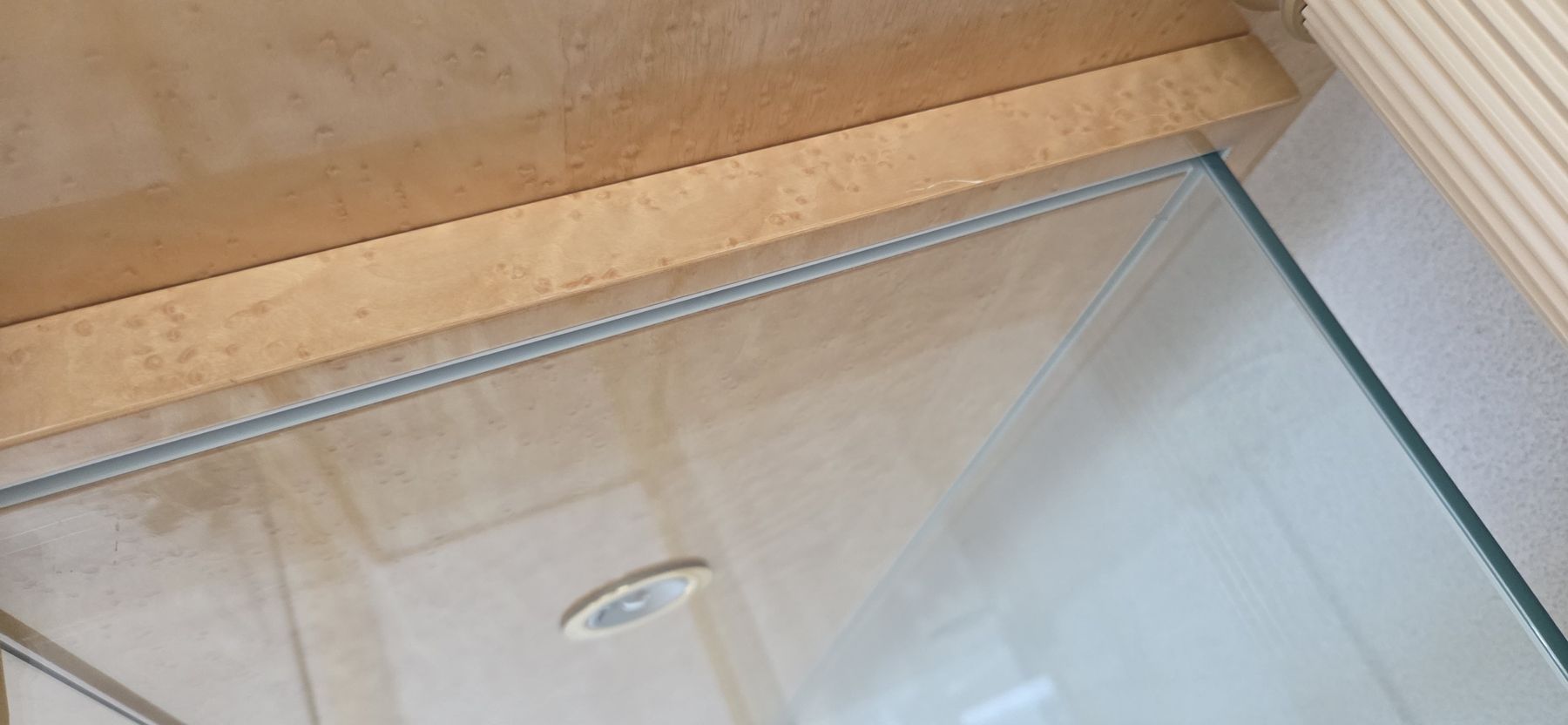 Vitrinen: Grosse Vitrine – Gebraucht aus Wädenswil von Greatstuff 3
