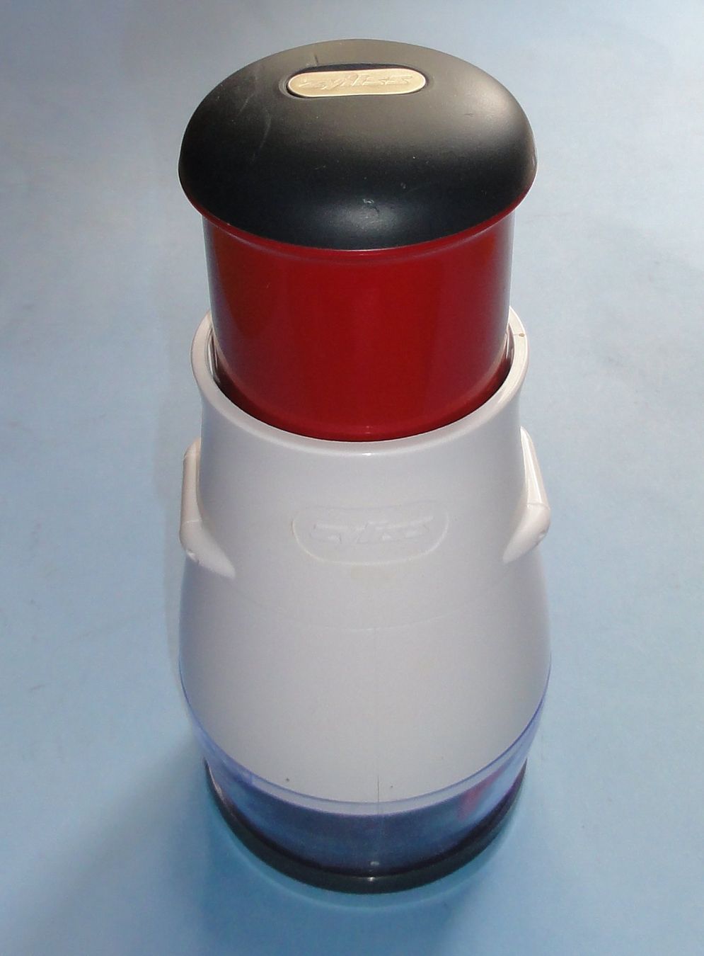 Zyliss Elettrodomestici da cucina: Original Zyliss Zwiebelhacker Version 2 – Usato da Waldenburg venduto da Rcparts