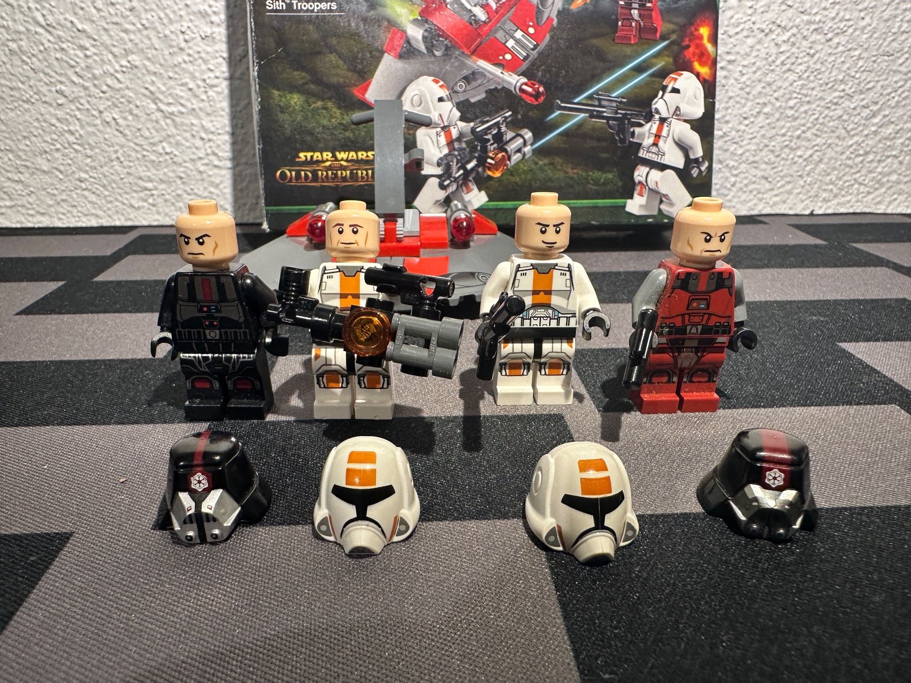 Lego Star Wars 75001 Republic Troopers vs. Sith Troopers (Gebraucht) in ...