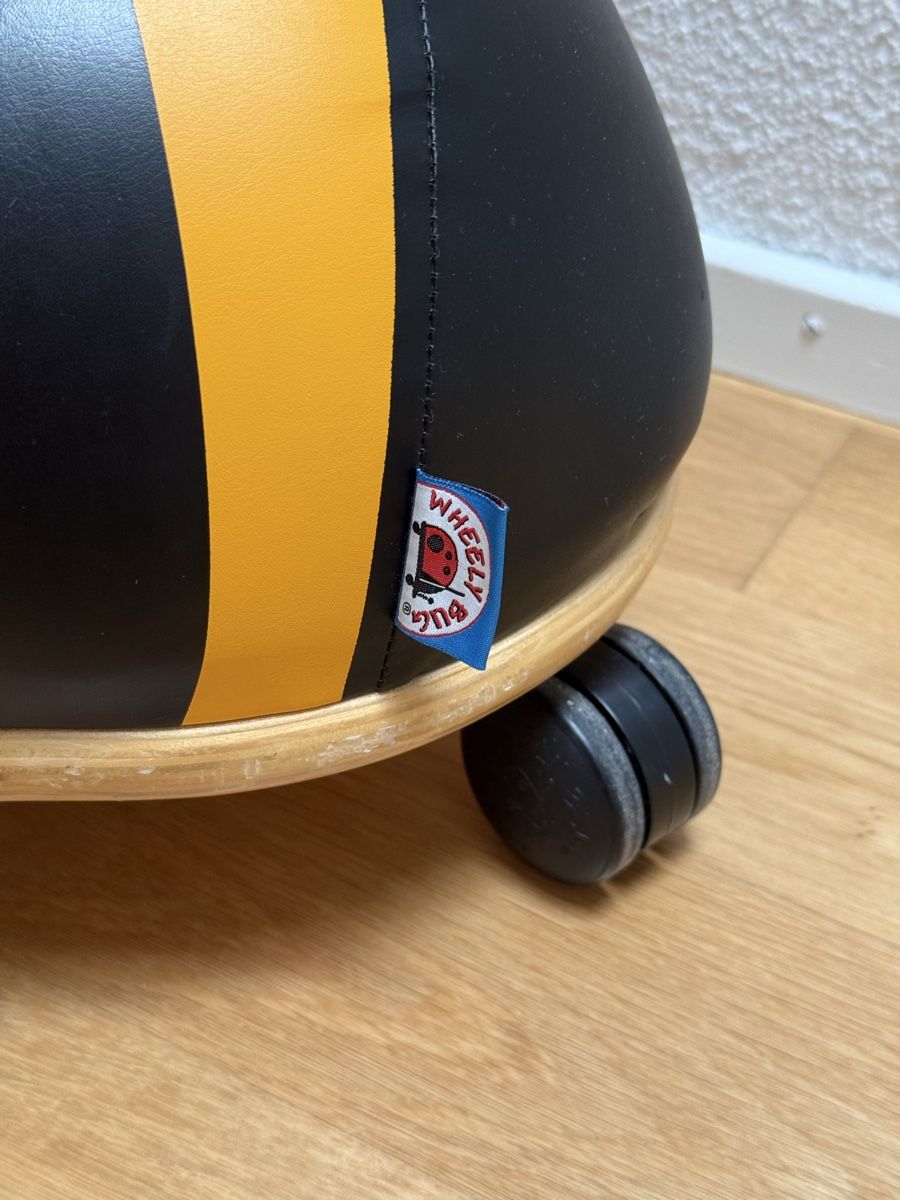Veicoli per bambini: Neuwertige original Wheely Bug Bee – Nuovo (secondo la descrizione) da Bolligen venduto da nic_sk8y 1