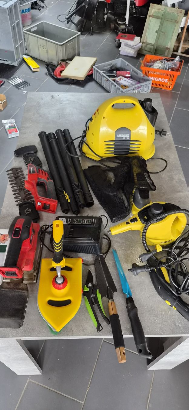 Kärcher Tous les outils: Kärcher  SC 1122 SC 1 KV 4 Einhell – D'occasion à Dürrenäsch par Uliu