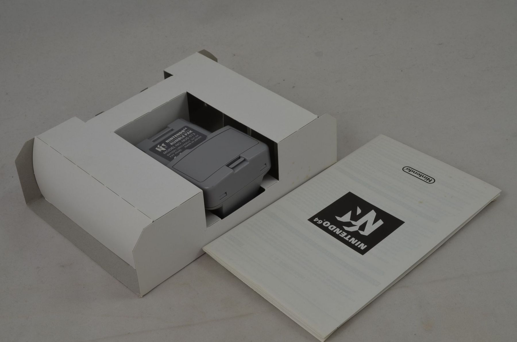 Altri accessori: N64 Rumble Pack mit OVP – Usato da Buchs AG venduto da SellAndBuyX 8