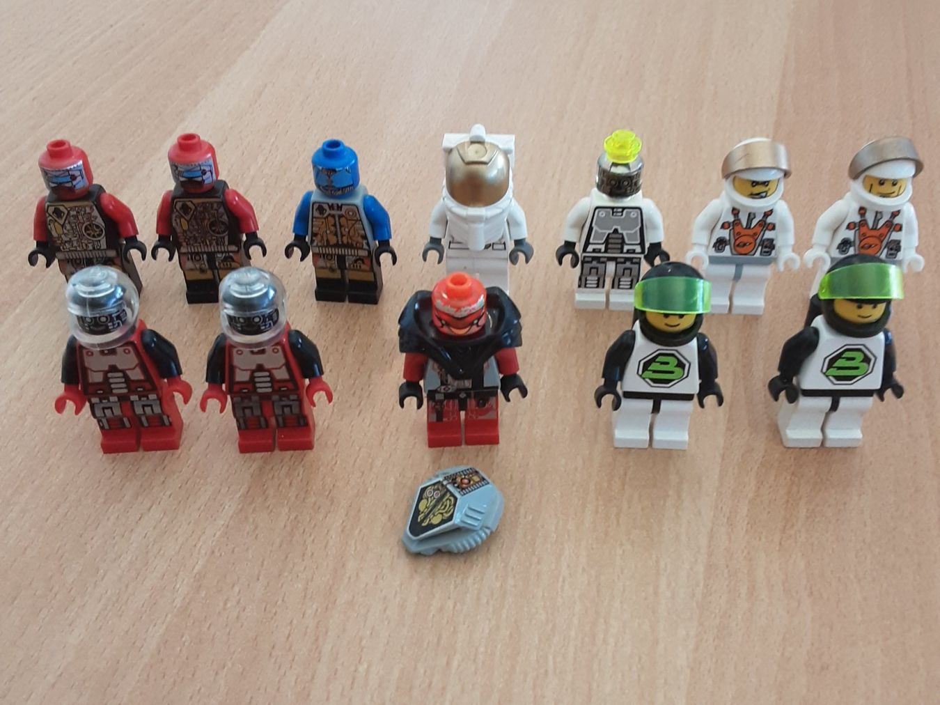 Lego Giocattoli: Lego Figuren Space – Usato da Bülach venduto da Blind-Onyx 1