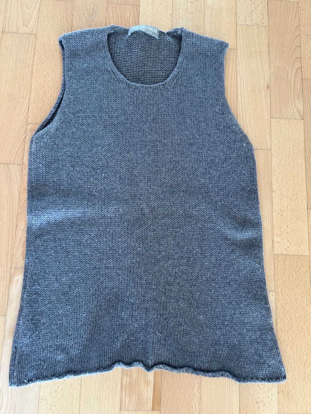Giacche: Twin-Set Cashmere – Nuovo (secondo la descrizione) da Horgen venduto da Hpunto 1