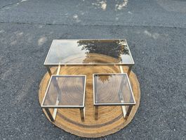 Table basses, bouts de canapé verre fumé années 1970