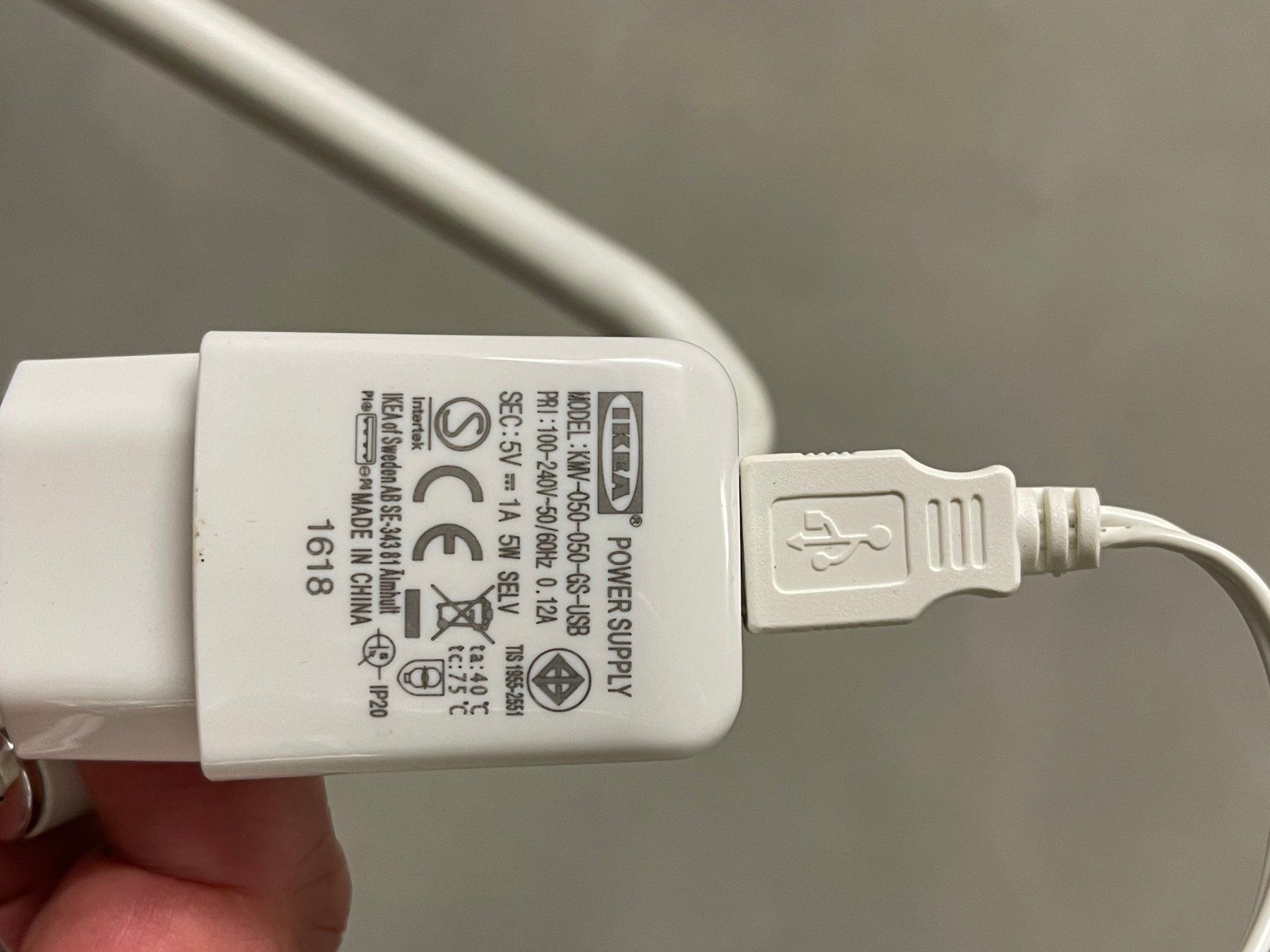 Ikea Lampade: Ikea Tischleuchte mit flexiblem Hals – Usato da Zürich venduto da Pitschi17 2